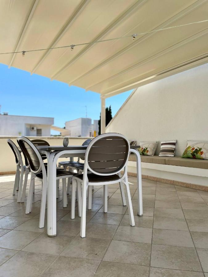 Attico Margherita - La Terrazza Sul Mare กัลลีโปลี ภายนอก รูปภาพ