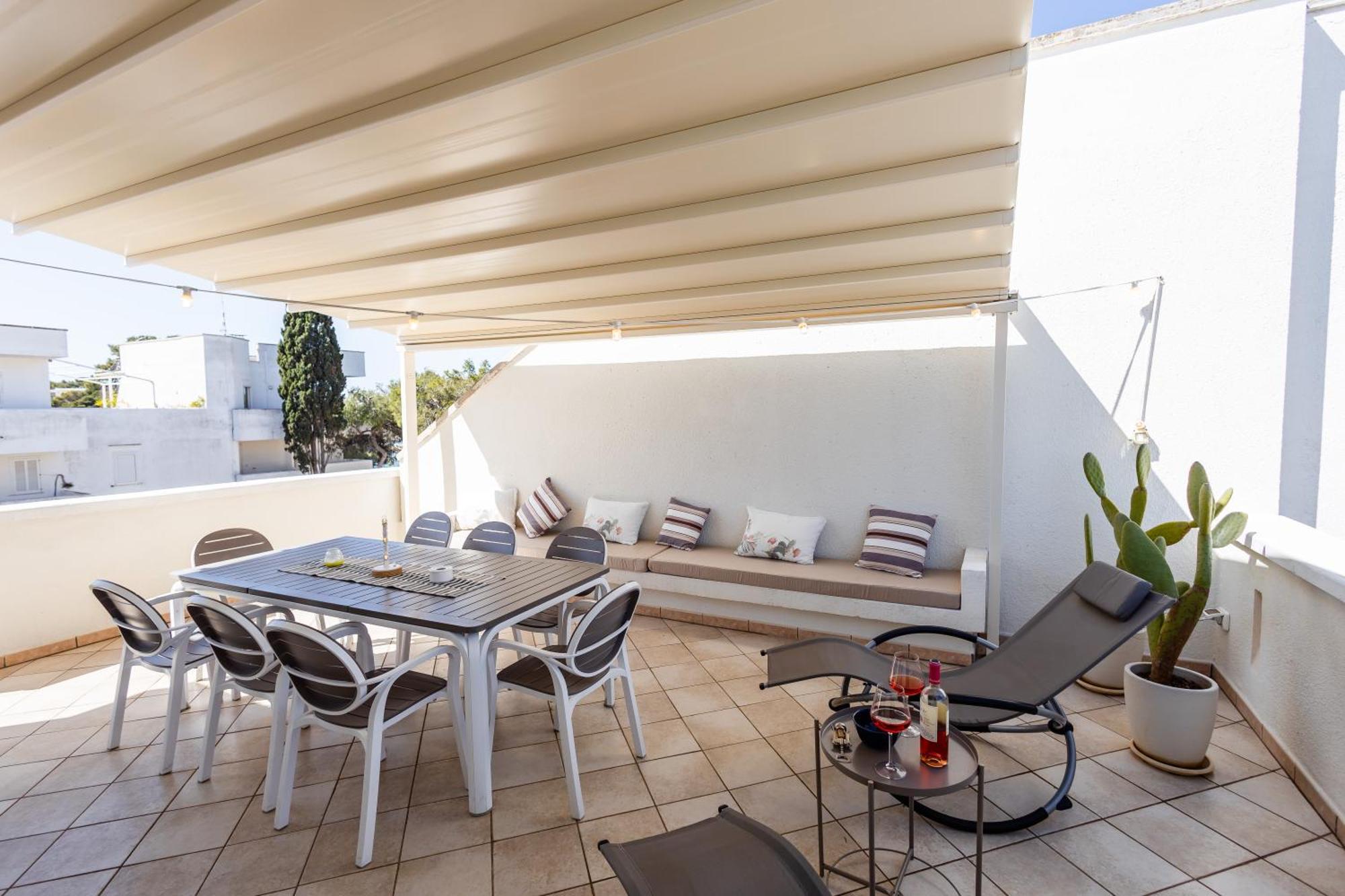 Attico Margherita - La Terrazza Sul Mare กัลลีโปลี ภายนอก รูปภาพ
