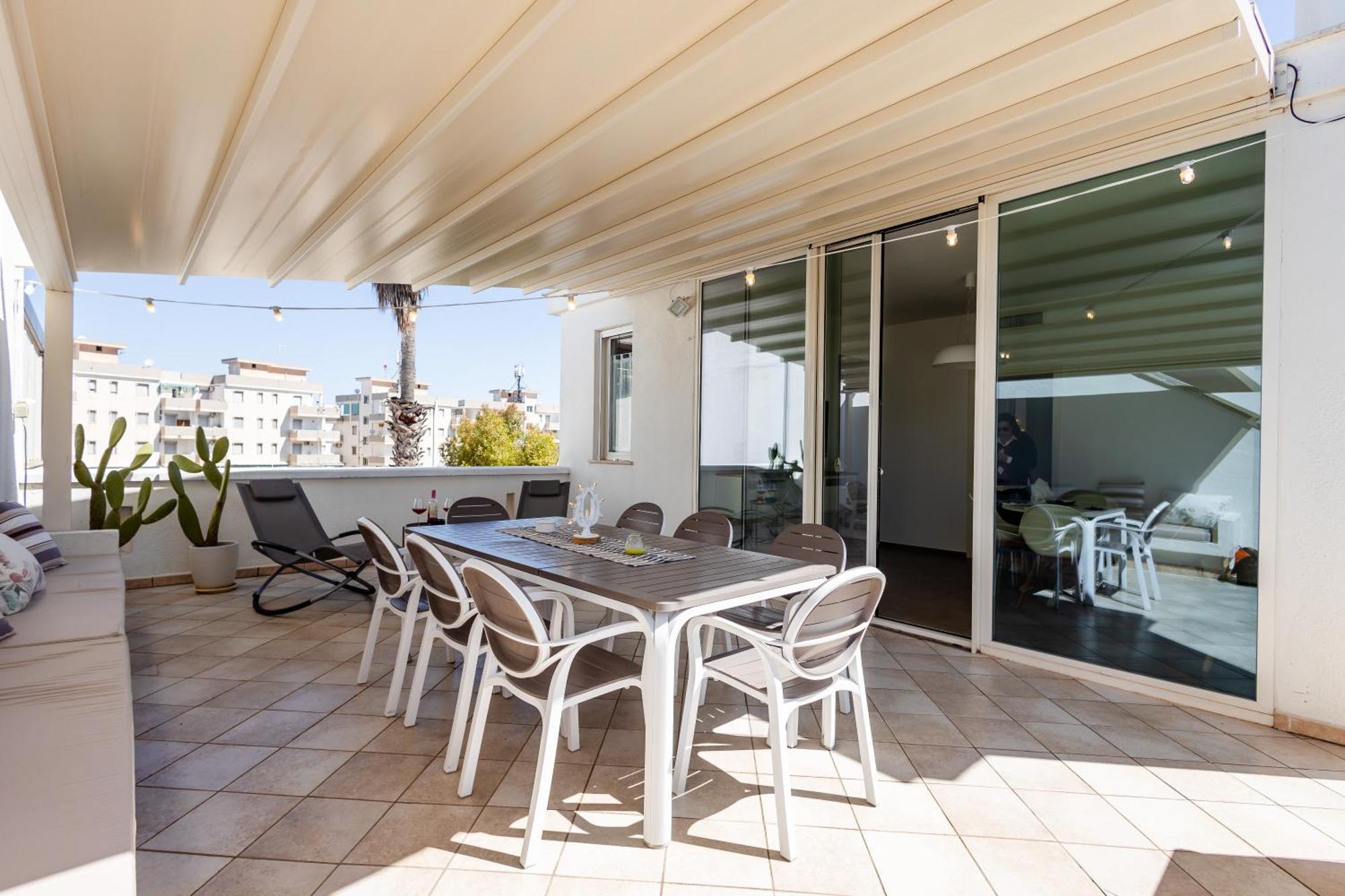 Attico Margherita - La Terrazza Sul Mare กัลลีโปลี ภายนอก รูปภาพ